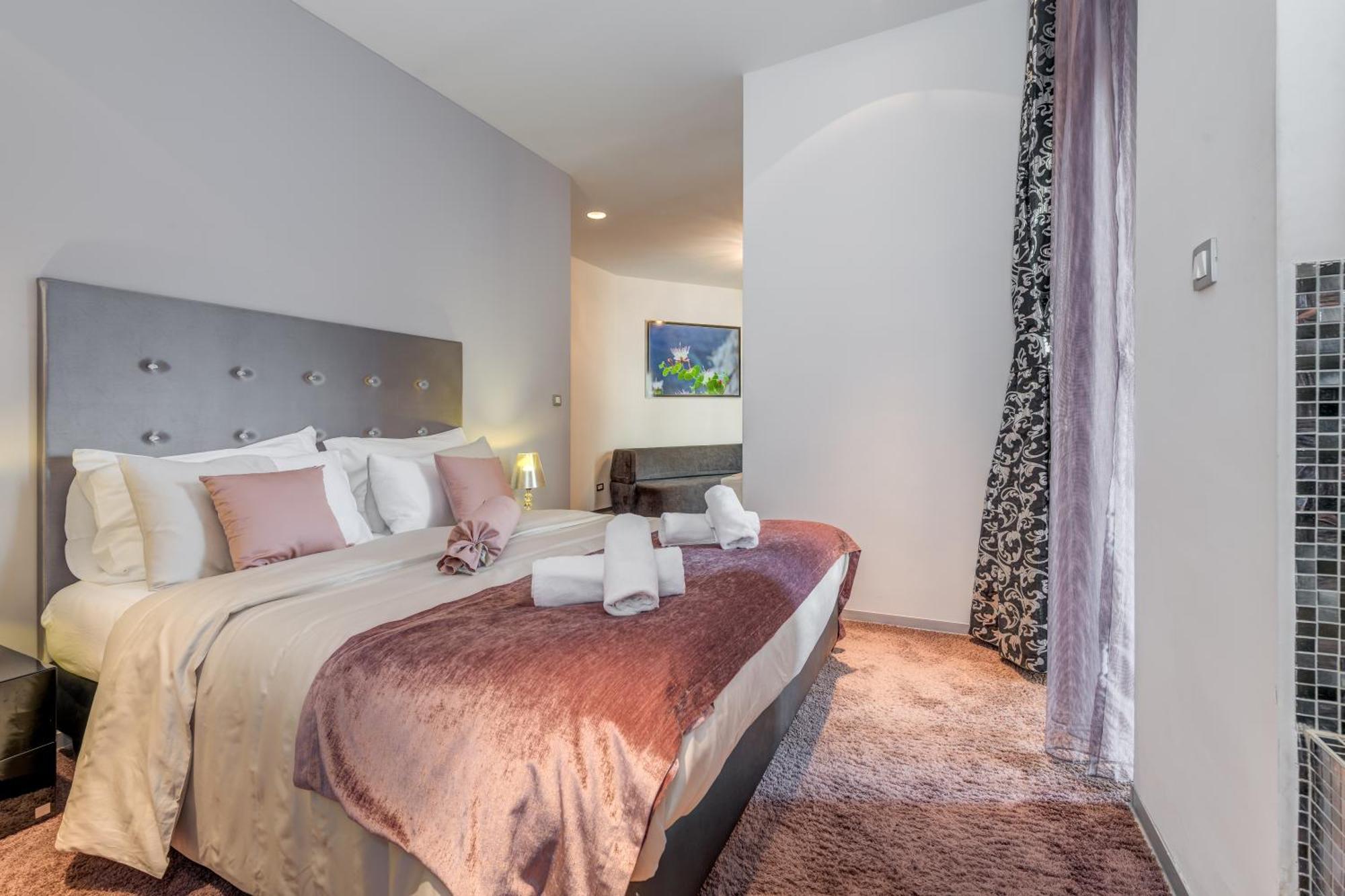 Starlight Luxury Rooms Split Eksteriør billede
