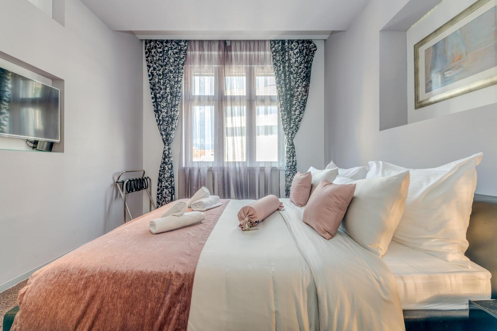 Starlight Luxury Rooms Split Eksteriør billede