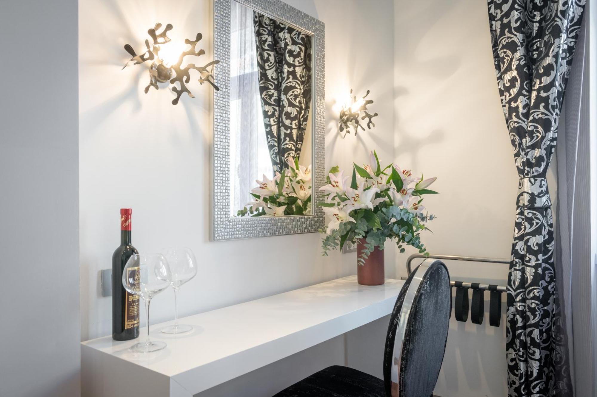 Starlight Luxury Rooms Split Eksteriør billede
